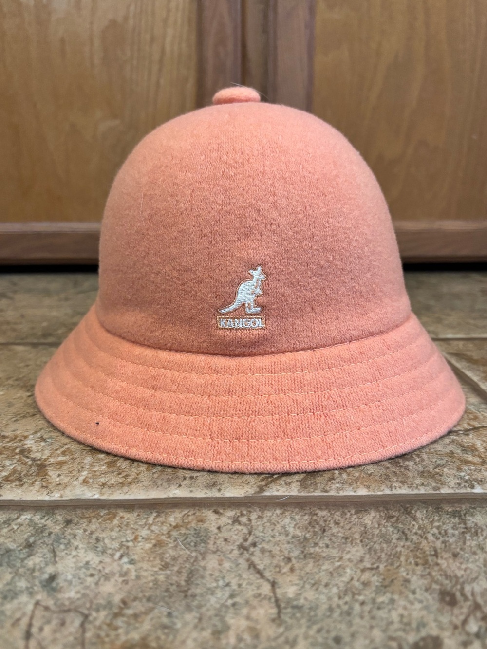 NWT Kangol Wool Casual Bucket Hat sz M